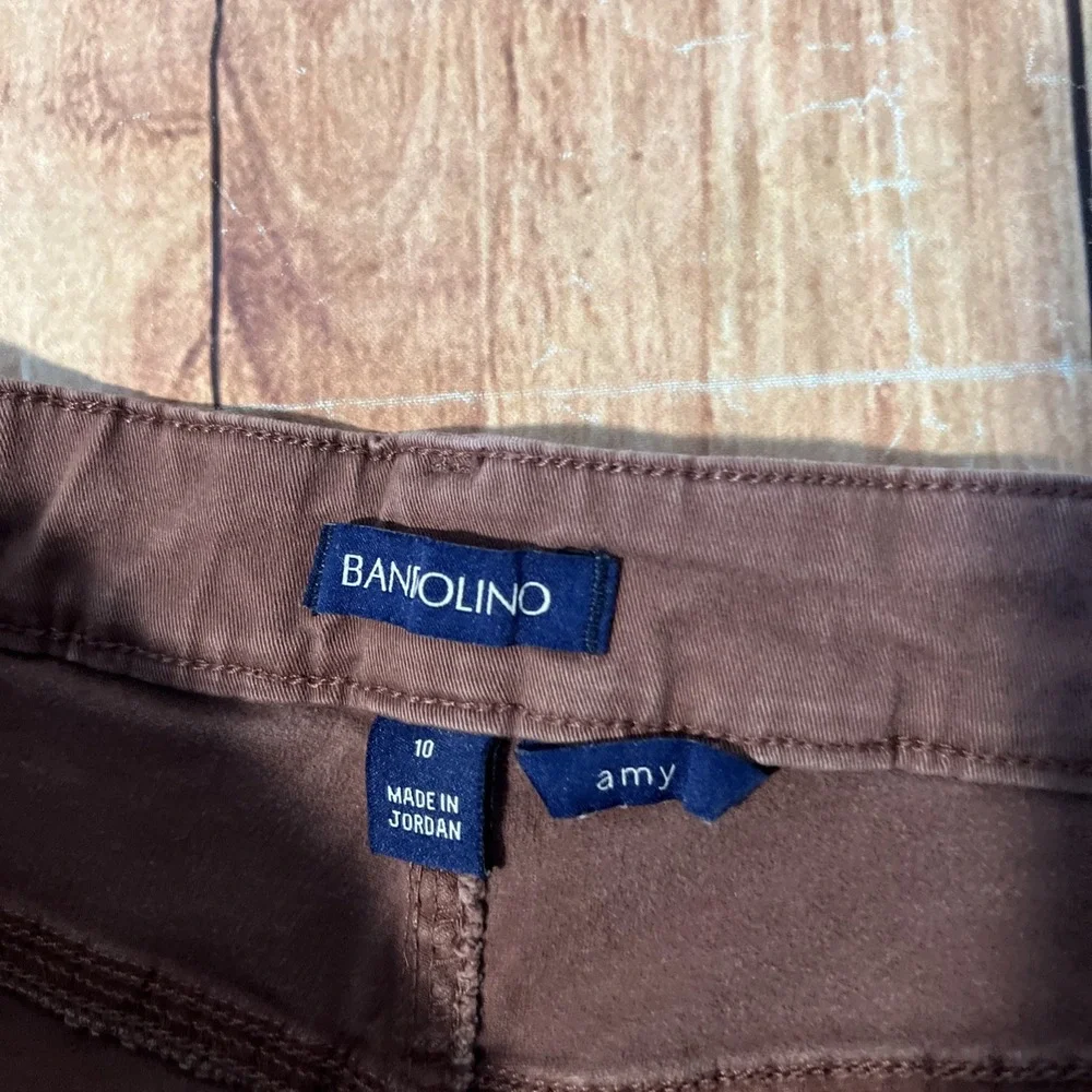 Bandolino Women's Wine Casual Slim Stretch Amy Pants 10